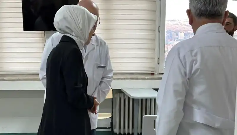 Bakan Göktaş’tan Metan Gazı Zehirlenmesi Yaşayan Askerlere Ziyaret