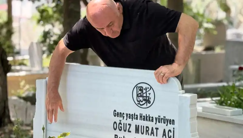 Aci Ailesinin Göz Yaşartan Babalar Günü Anısı