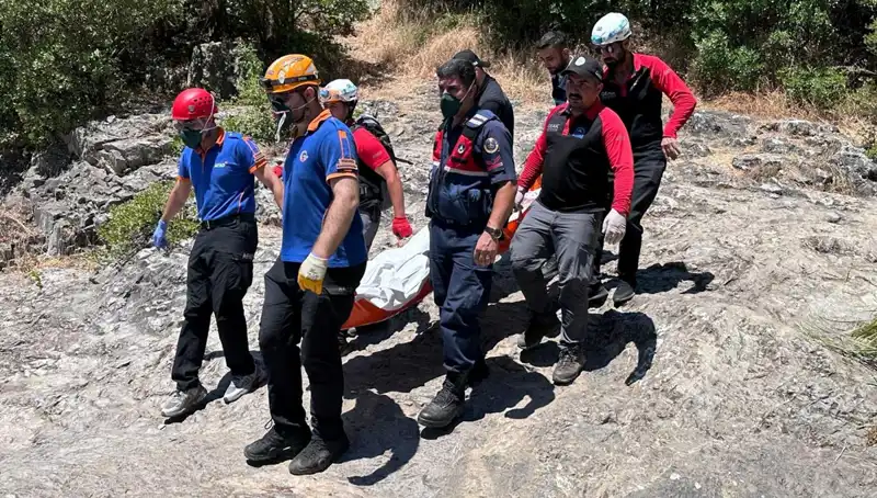 Kayalıkların Arasında Yaşanan Gizemli Ölüm Olayı Türkiye'yi Şoke Etti