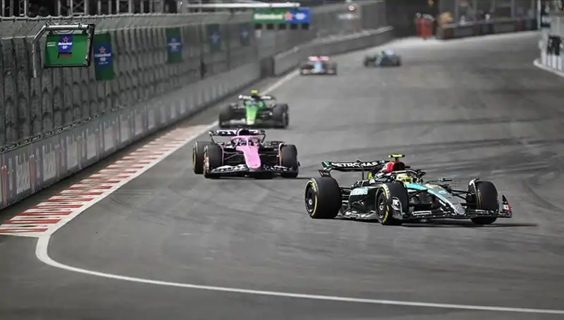 Formula 1 2024 Sezonu Başlıyor: Hangi Takımlar ve Sürücüler Öne Çıkacak?
