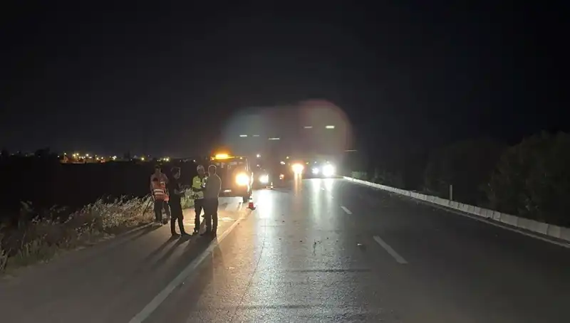 Adana'da Üç Araçla Zincirleme Trafik Kazası: Detaylar ve Yaralılar Hakkında Bilgiler