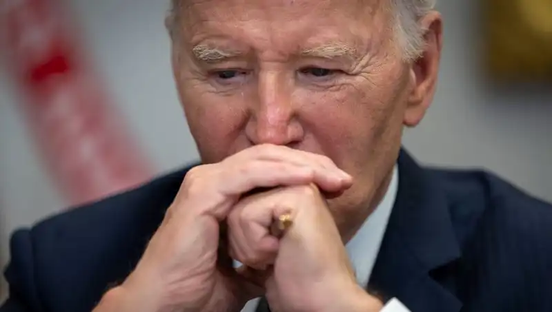 Biden’ın Sağlık Gizemleri: Yaşını Saklamak İçin Başvurduğu Yöntemler Neler?