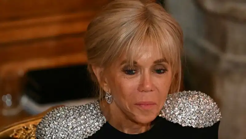 First Lady Davasında Sarsıcı Karar: "Erkek Olarak Doğdu" Yalanı Çöktü