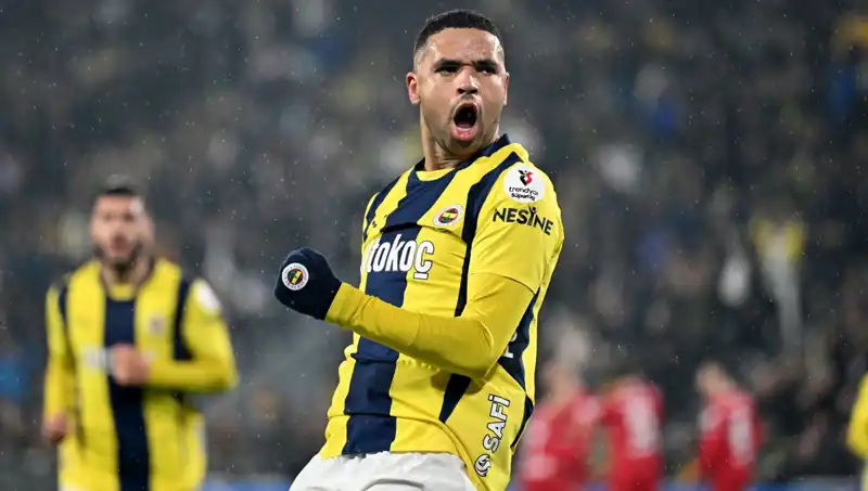 Fenerbahçe'den Şok Golcü Takası: Transfer Sürecinde Son Gelişmeler!
