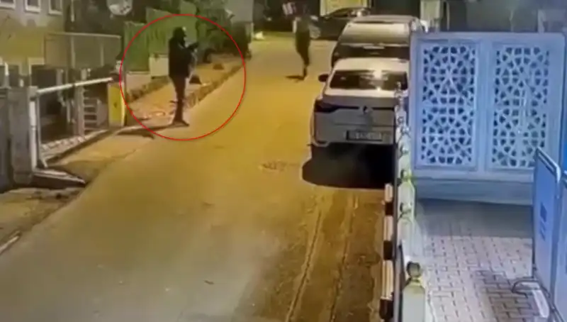 Irak Başkonsolosluğuna Yönelik Saldırı Anlık Kameralarda Görüntülendi!
