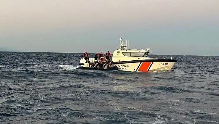 Ayvacık Açıklarında 17 Göçmenin Yakalanması: Yeni Bir Göç Dalgası mı?